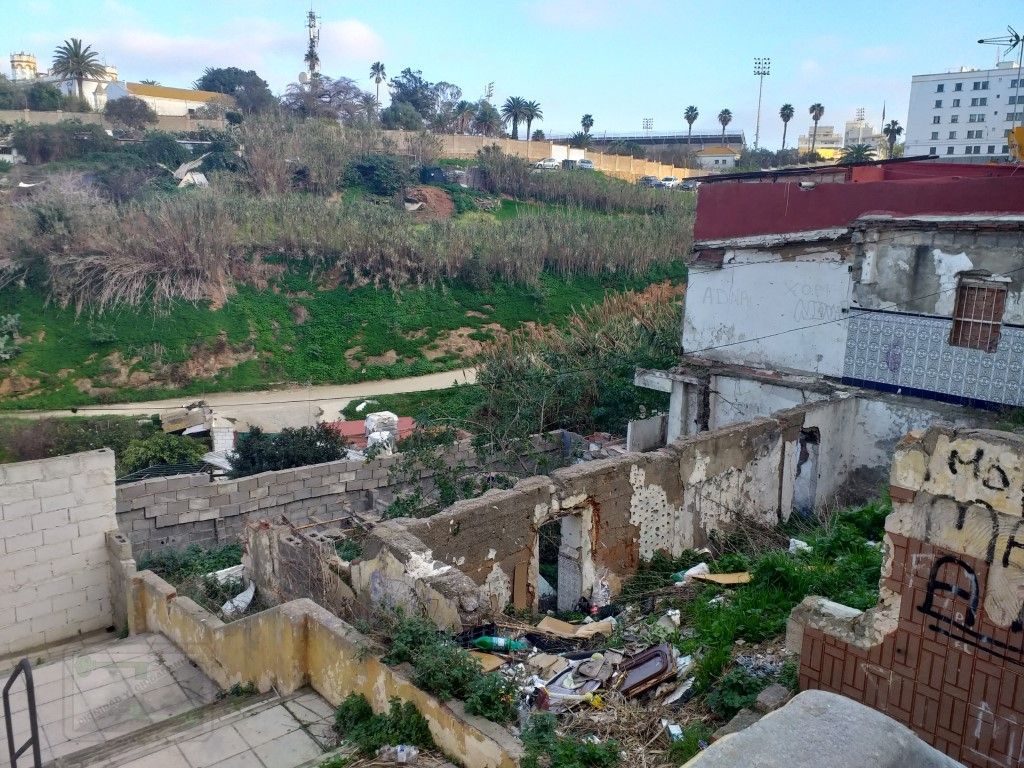 El MDyC denuncia el estado de abandono de la calle Colombia