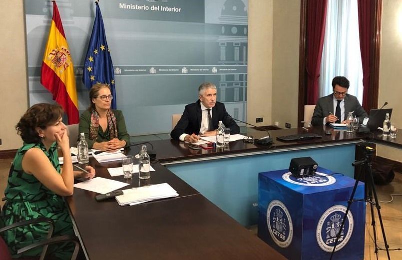 El Ministro de Interior defiende la cooperación estructural entre la UE y los países norteafricanos para combatir a las mafias que trafican con personas
