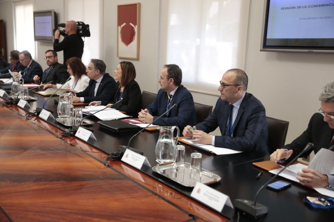 Mabel Deu reitera en la Conferencia Sectorial de Seguridad el difícil momento de Ceuta