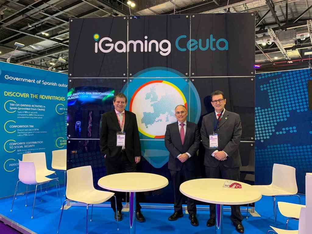 Ceuta busca en Londres la implantación de nuevos operadores de juego online
