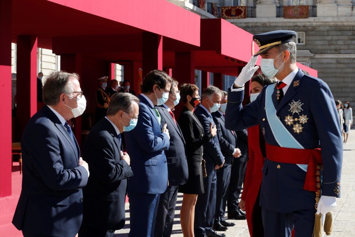 Vivas recalca la lealtad de Ceuta al Rey en una emotiva celebración de la Hispanidad “en tiempos recios y difíciles”