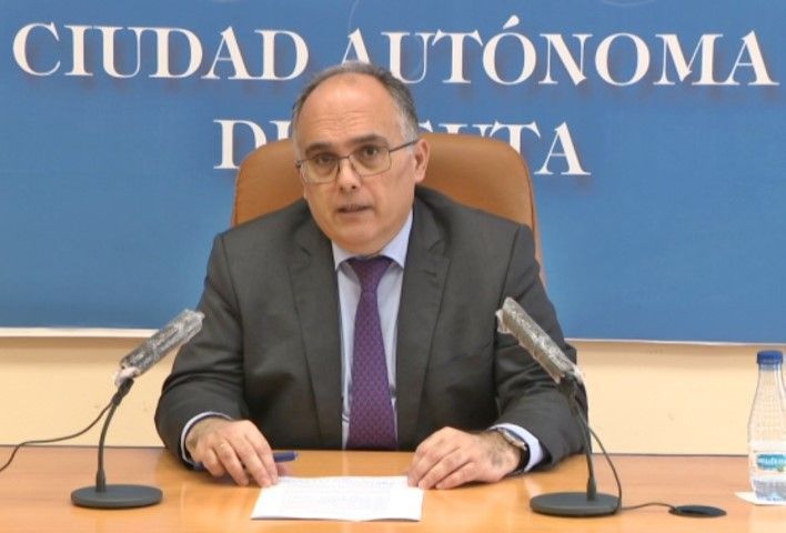 En el pabellón de La Libertad ya hay 189 marroquíes viviendo