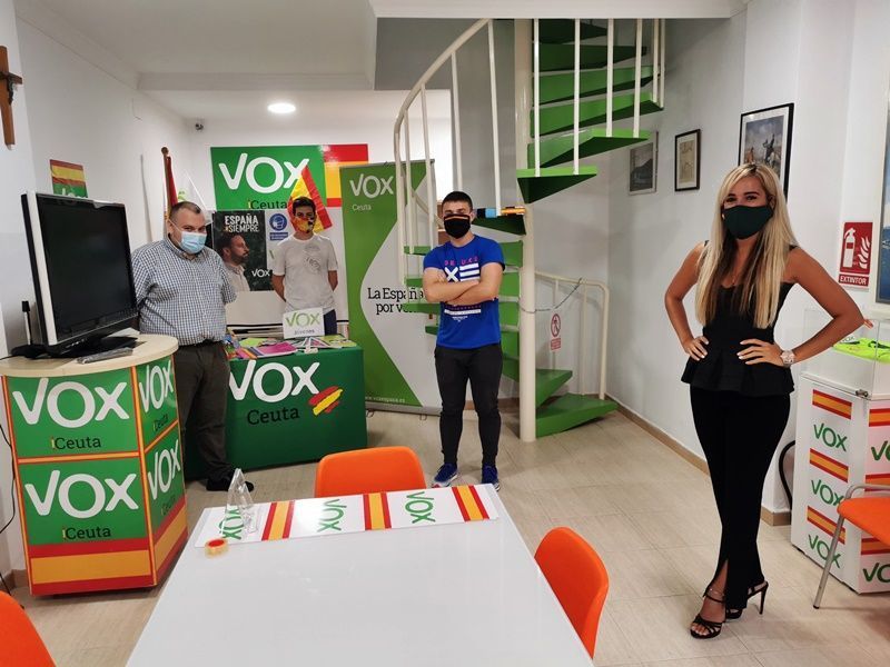 VOX Jóvenes recoge material escolar para ayudar a familias sin recursos en esta ‘vuelta al cole’ marcada por la COVID-19