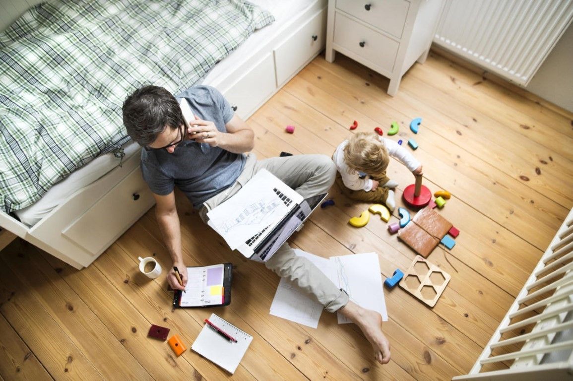 Desescalada: un 28% de los padres españoles considera dejar el trabajo, pedir una excedencia o reducción de jornada