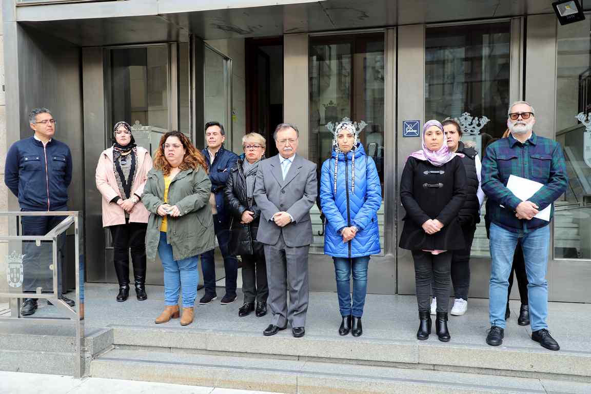La Ciudad y la Delegación del Gobierno condenan el último acto de violencia machista
