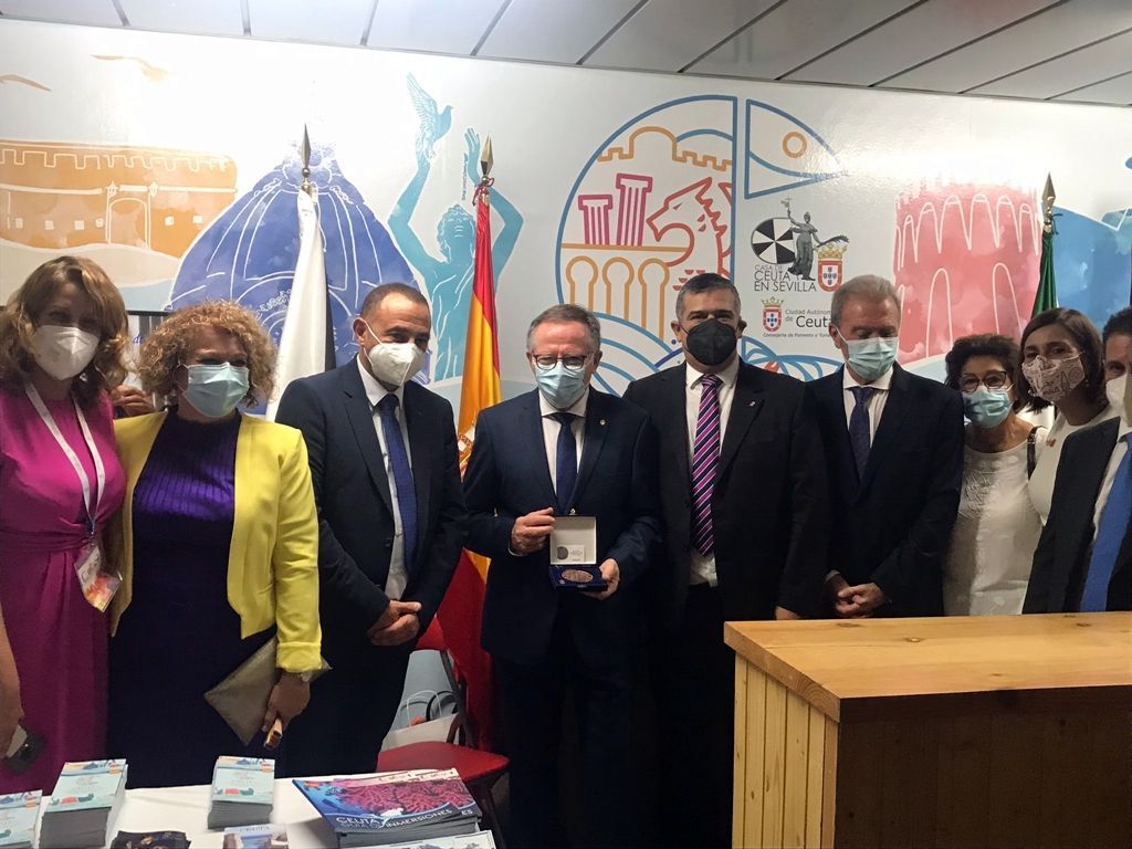 La Casa de Ceuta en Sevilla asiste al Encuentro de Casas Regionales y Provinciales de Sevilla