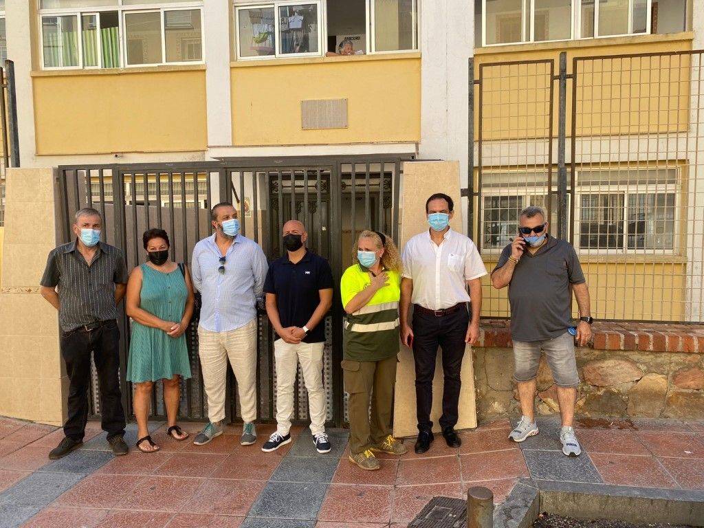  Los socialistas visitan Juan XXIII, "una barriada olvidada" por el Gobierno