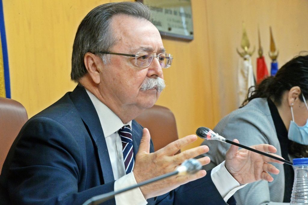 El PSOE de Ceuta exige al Gobierno local que cumpla su compromiso hecho en pleno de bajar al máximo el plazo medio de pago a proveedores