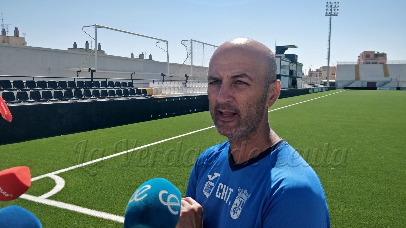 Chus Trujillo: “solo la desgracia y la falta de puntería hacen que el Ceuta no tenga los tres puntos”