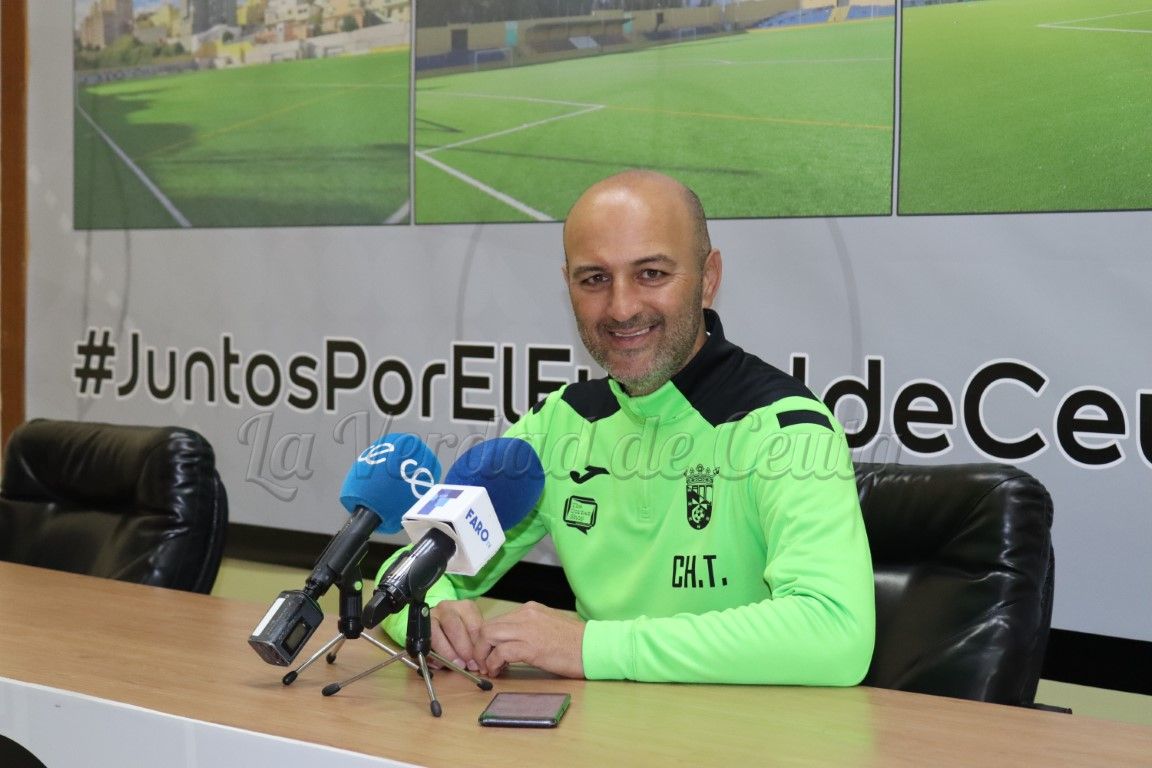 Chus Trujillo: hay que tirar de “tranquilidad y paciencia” para ganar el San Roque de Lepe