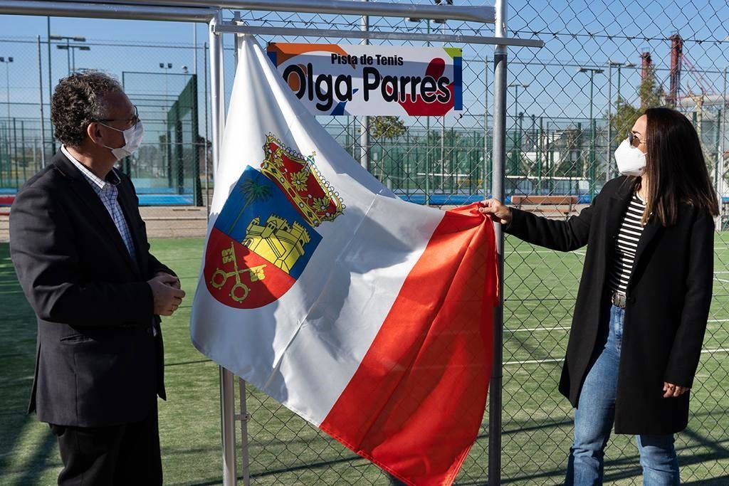 Una pista de tenis de las instalaciones deportivas municipales de Don Benito llevará el nombre de Olga Parres
