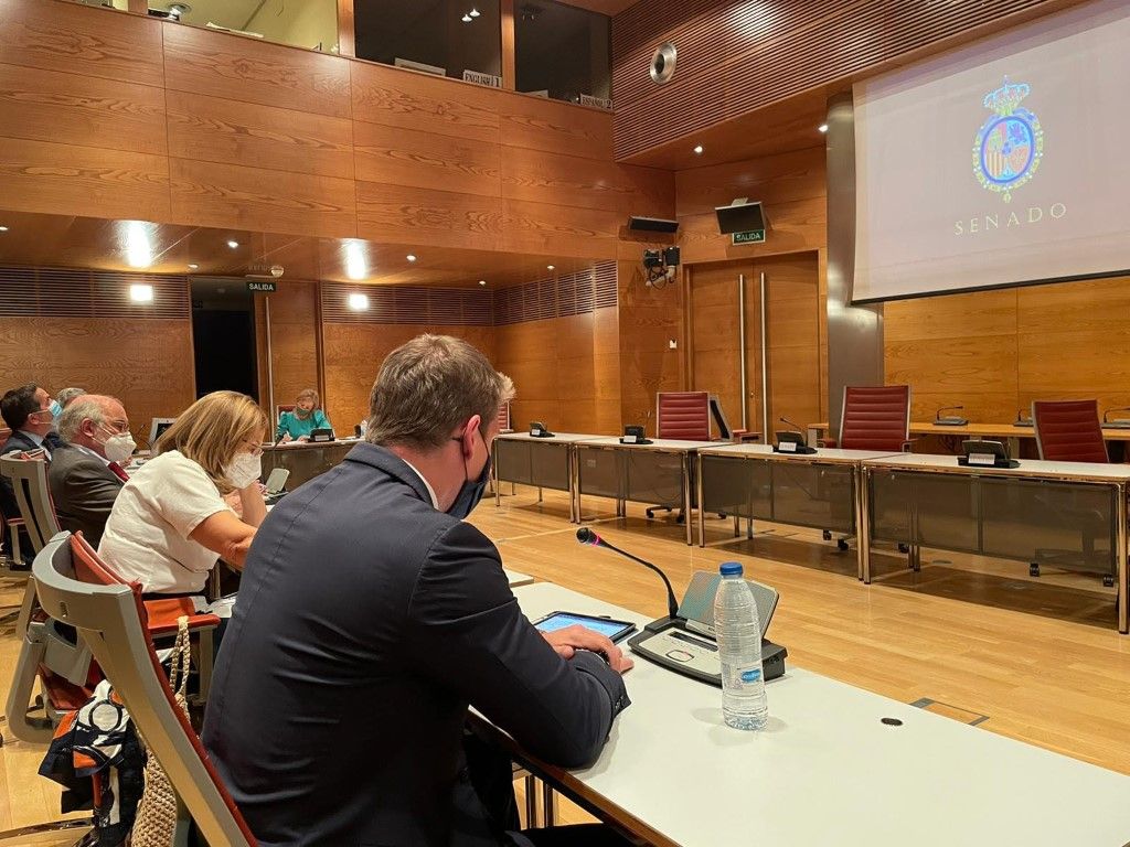 El presidente de la Cámara participa en la ponencia del Senado para analizar la situaciòn de Ceuta y Melilla