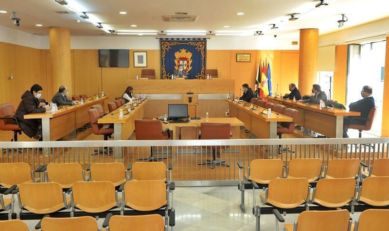Vivas se reúne con la Confederación de Empresarios y la Cámara de Comercio