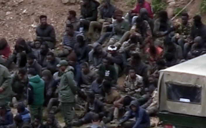 Unos 60 inmigrantes subsaharianos intenta asaltar la valla de Ceuta