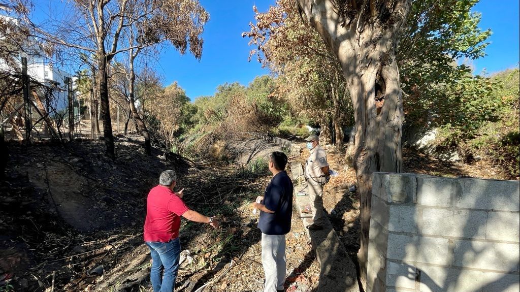 Medio Ambiente lleva a cabo labores de prevención de incendios e inundaciones en las cercanías de La Colina       