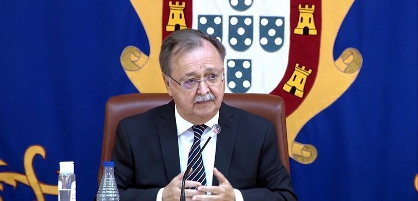 Juan Vivas en el pleno extraordinario  