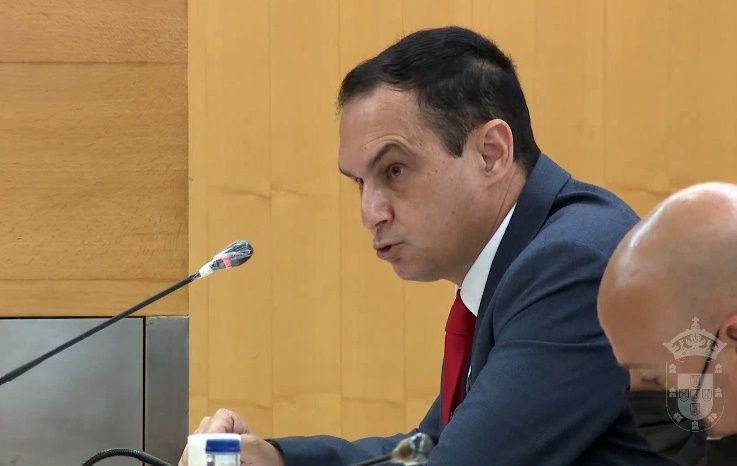 El PSOE vota en la Comisión de Hacienda en contra del calendario laboral propuesto por el Gobierno al no contemplar como festivo la Pascua del fin de Ramadán 