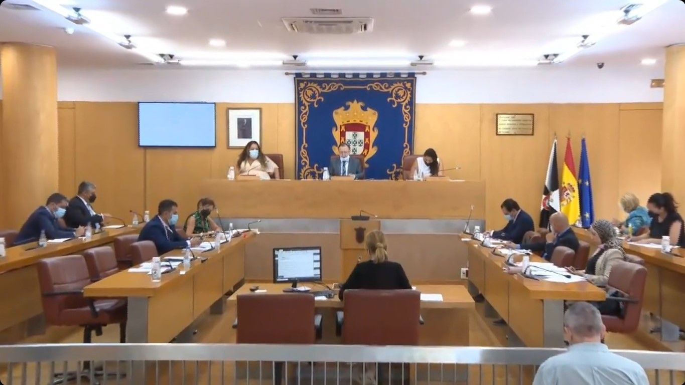 Se retiran todos los puntos del orden del día de Vox ante la negativa de este partido a volver a la sala