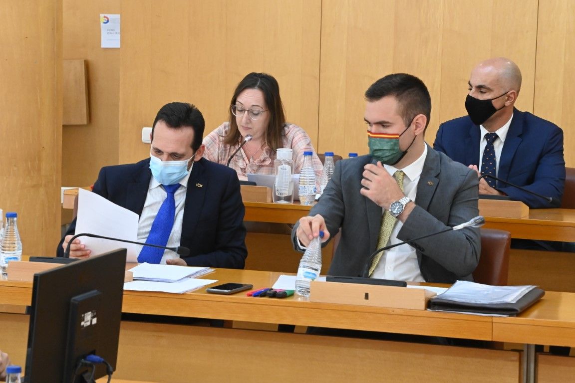 Vox acusa de dejadez al Gobierno por "permitir" los botellones