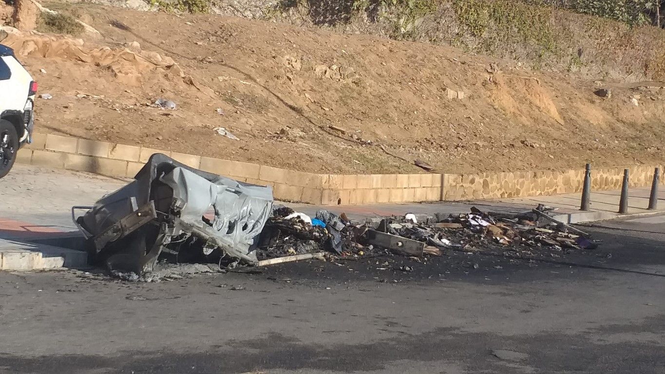 Noche de incendios provocados en Ceuta: 17 contenedores arrasados