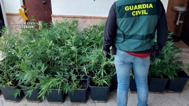La Guardia Civil desmantela una importante organización polaca de narcotraficantes con detenidos en Manilva, Estepona y Sanlúcar de Barrameda