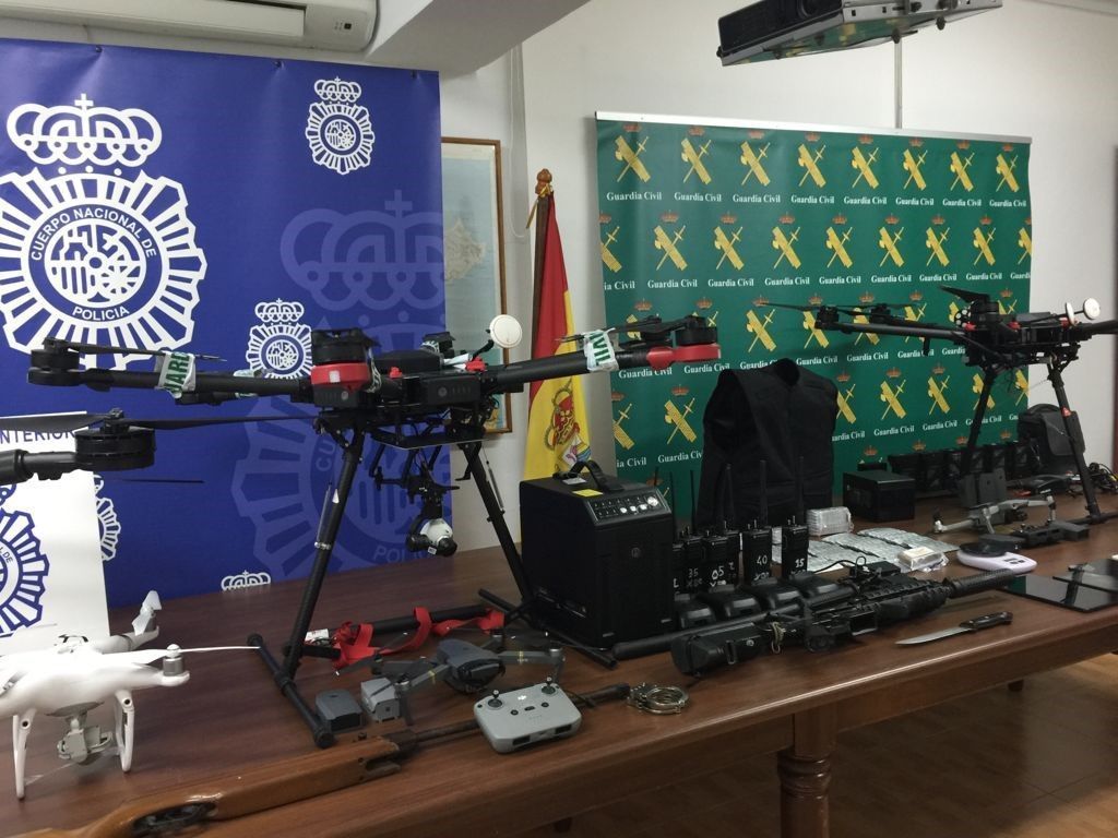 Desarticulada una red dedicada al tráfico internacional de drogas mediante el uso de drones entre Marruecos y Ceuta