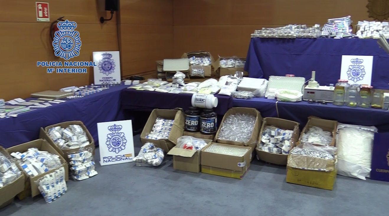 La Policía Nacional desmantela el laboratorio clandestino de anabolizantes y hormonas más activo de Europa