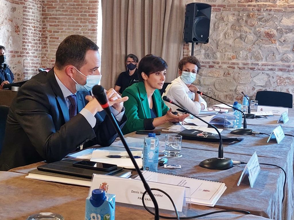 Isabel Rodríguez se reúne con los delegados y delegadas del Gobierno en las comunidades y ciudades autónomas