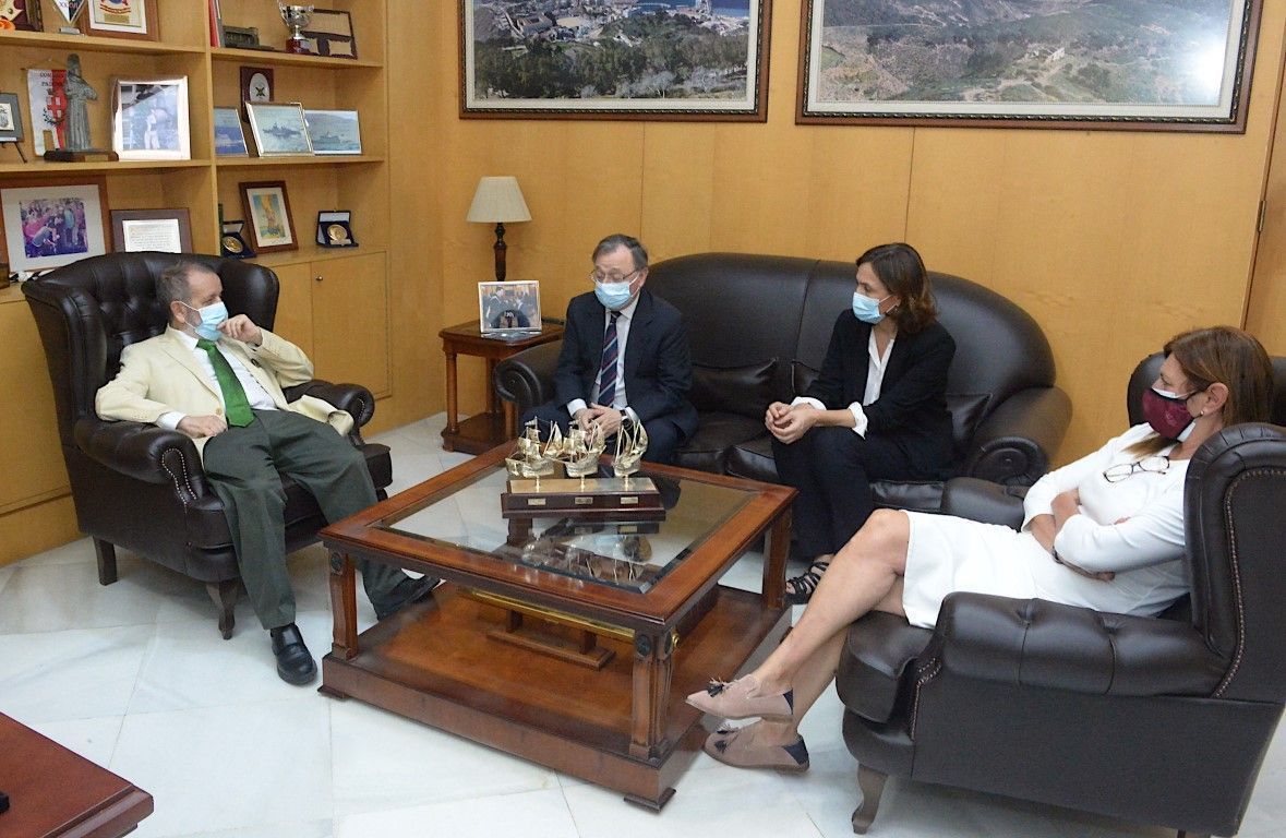 Juan Vivas recibe al Defensor del Pueblo, de visita para conocer detalles de la crisis migratoria 