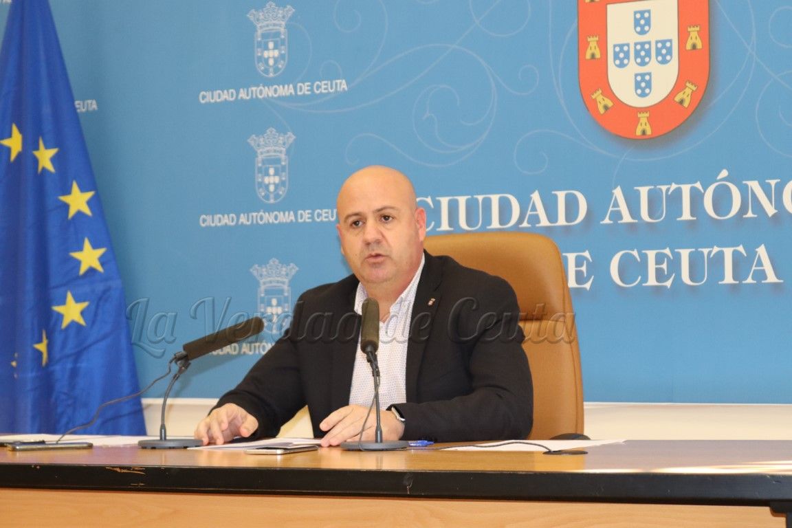 El PSOE no está dispuesto “a dilatar más en el tiempo la decisión sobre la situación del director del servicio del 112”