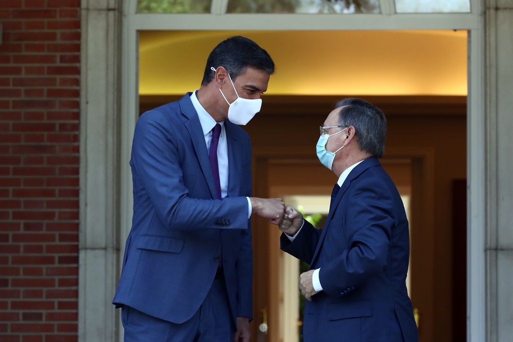 Sánchez y Vivas acuerdan movilizar todos los recursos posibles para agilizar el proceso de repatriaciones