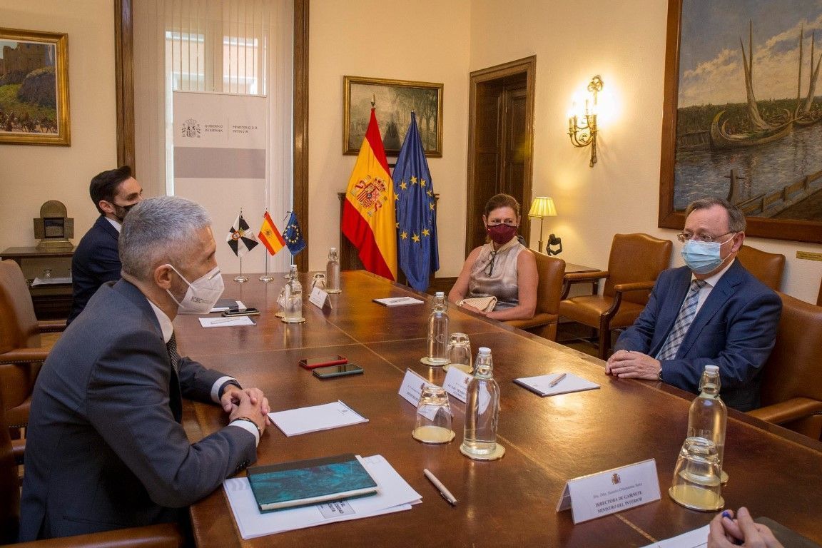 El presidente Vivas se reúne con el ministro de Interior Grande-Marlaska
