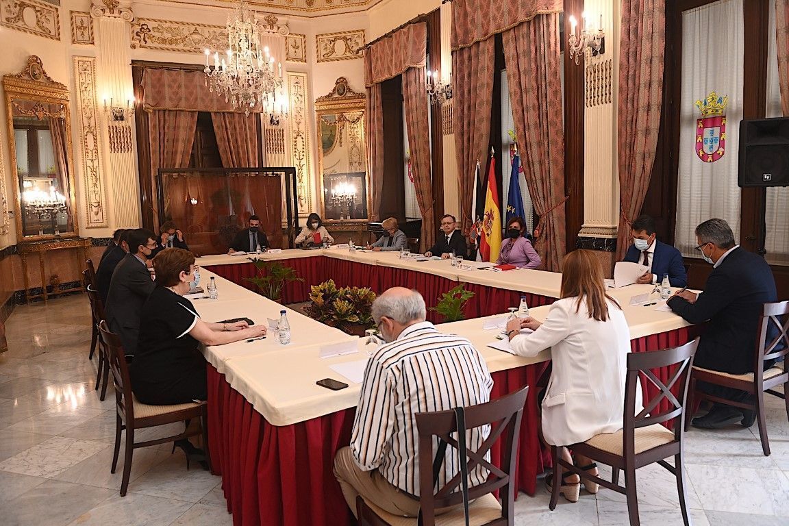 Hernández: “Es obvio que los problemas de los y las ceutíes son una prioridad para el Gobierno de Pedro Sánchez” 