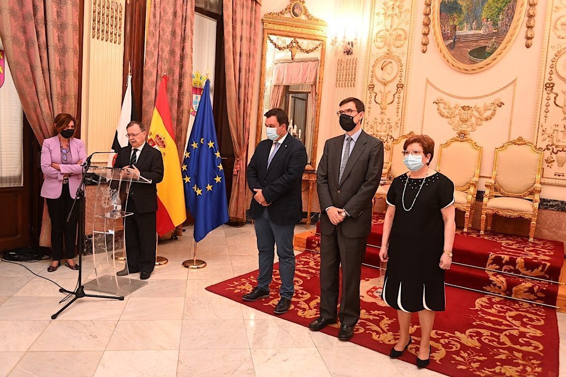 Vivas valora el compromiso del Estado para sacar a Ceuta de su insostenible situación