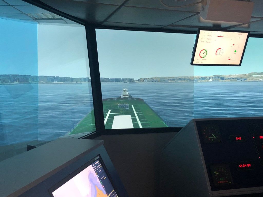 El Puerto de Ceuta avanza en su política de bunkering ampliando su capacidad con buques de mayor calado