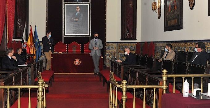 Ciudad y Puerto avanzan en la dinamización económica, comercial y turística del entorno portuario