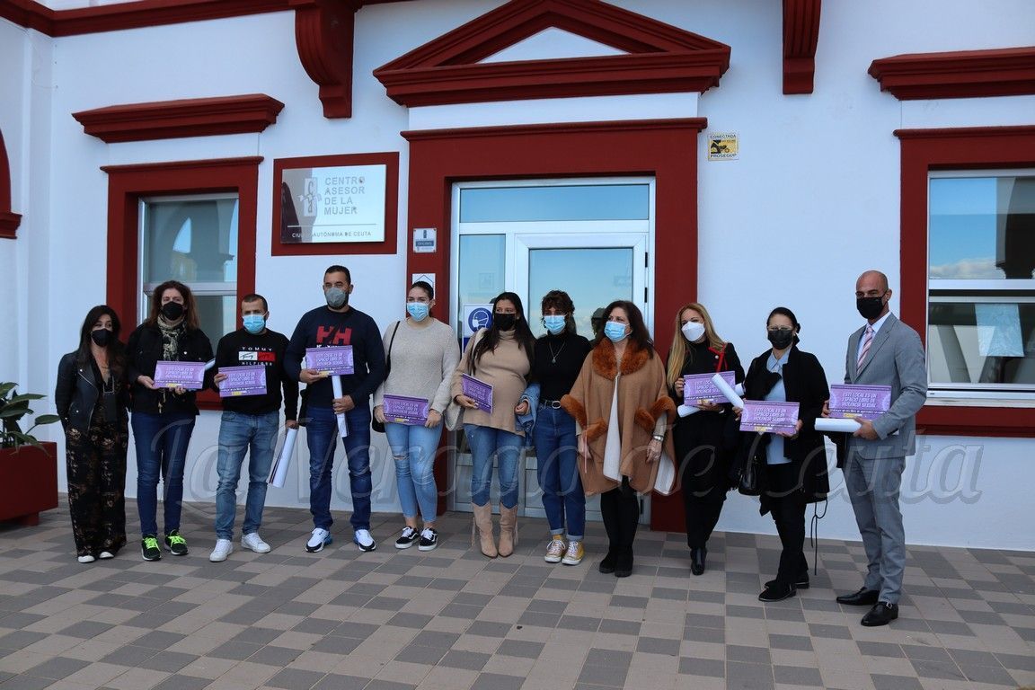 El CCAM entrega los diplomas a los profesionales que han participado en un proyecto de prevención de las agresiones sexuales