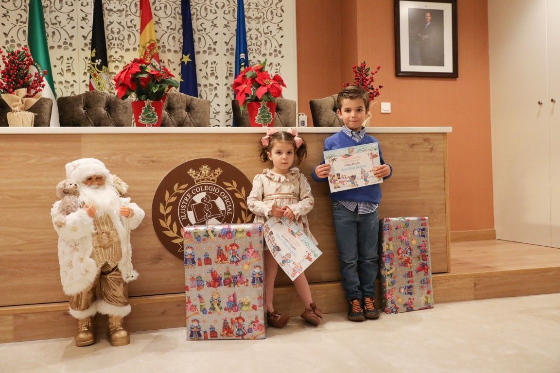 Julio Pérez, ganador del concurso de postales navideñas del Colegio de Médicos de Ceuta