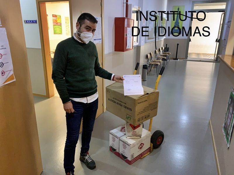 La Ciudad reparte 7.250 mascarillas y 840 litros de gel hidroalcohólico para reforzar la seguridad de colectivos esenciales