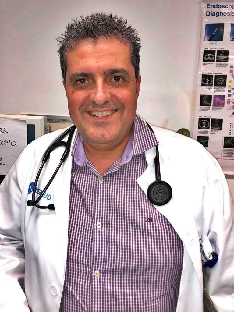 El Sindicato Médico anima a la ciudadanía a sumarse a la recogida de firmas para otorgar la Medalla de la Ciudad al Dr. Leopoldo Domínguez