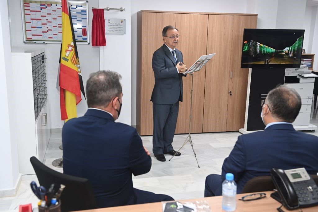 Vivas inaugura la sede del Colegio Oficial de Farmacéuticos de Ceuta