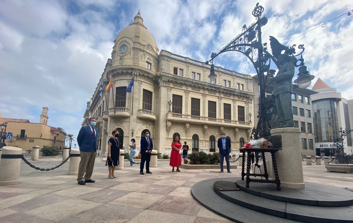 La Ciudad realiza el homenaje al alcalde Antonio López Sánchez-Prado