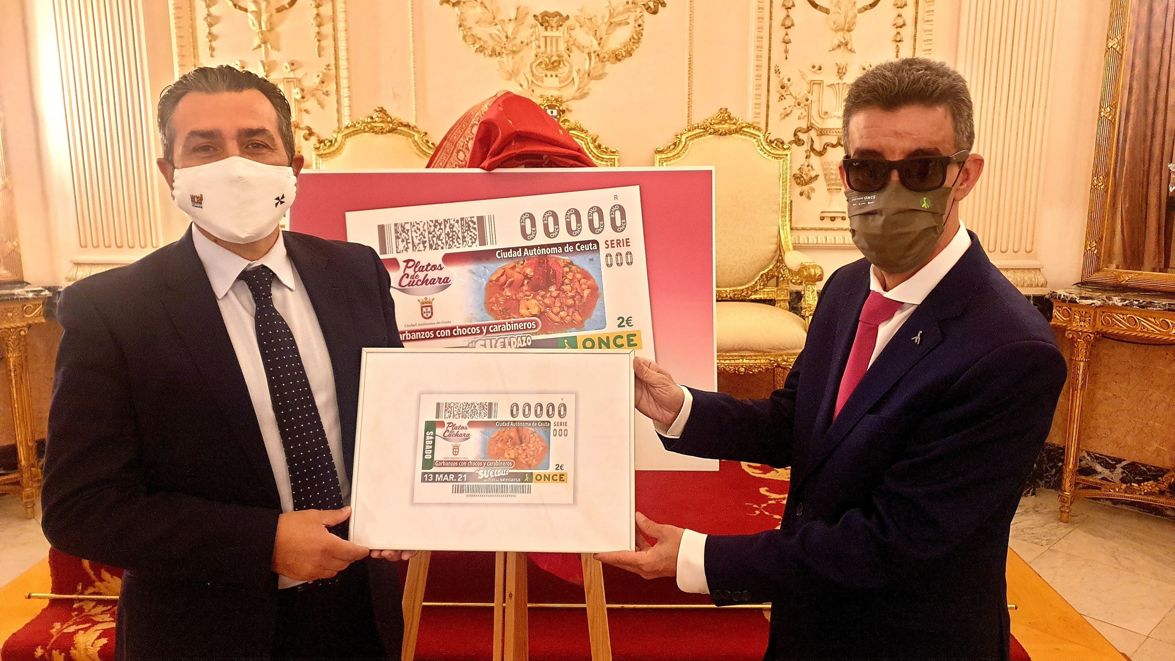 Presentado el cupón de la ONCE dedicado a Ceuta en su serie monográfica de los platos de cuchara