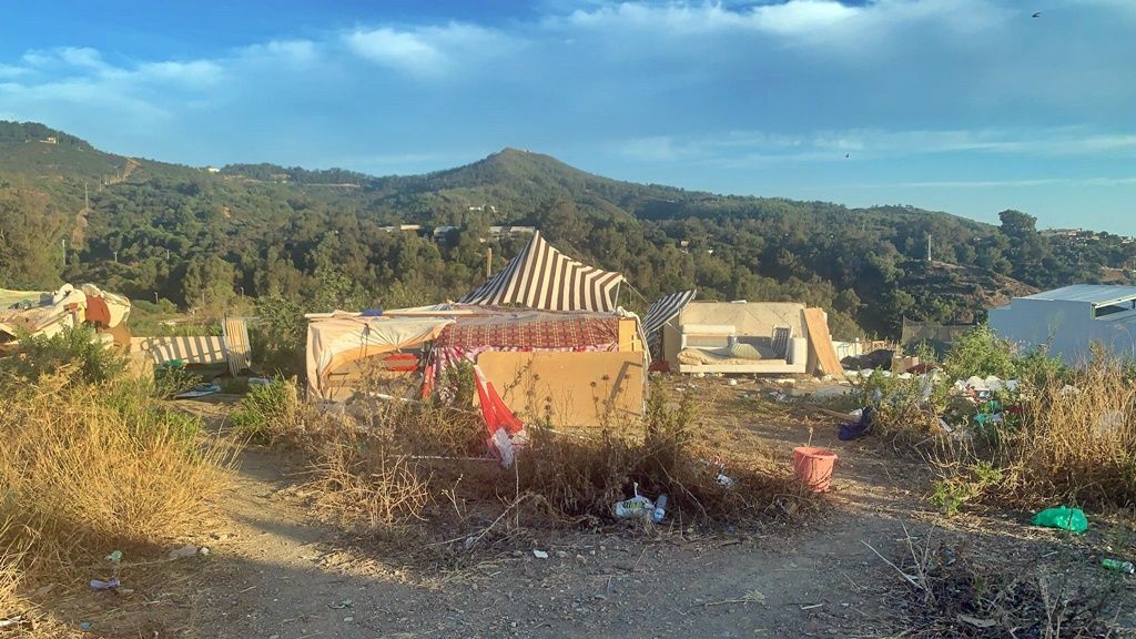 Desalojado el asentamiento irregular de Cortijo Moreno