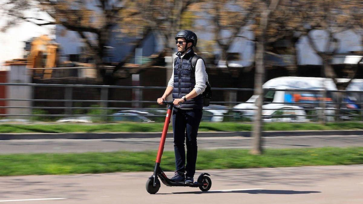 Se incrementan un 208% los accidentes laborales de tráfico con bicicletas y patinetes