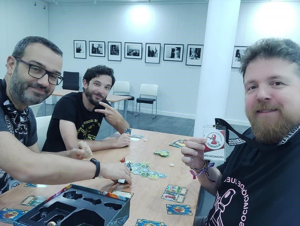 La asociación ‘El Solitario’ organizó una jornada de juegos de mesa 