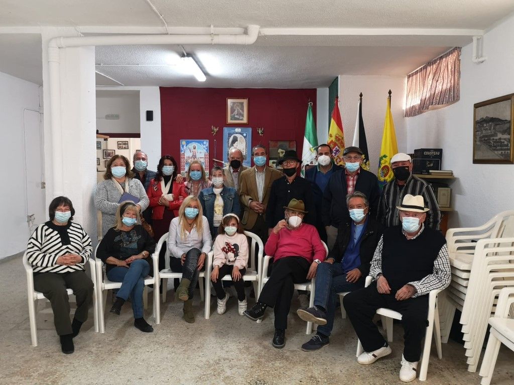 La Casa de Ceuta en Algeciras inaugura su rincón cofrade