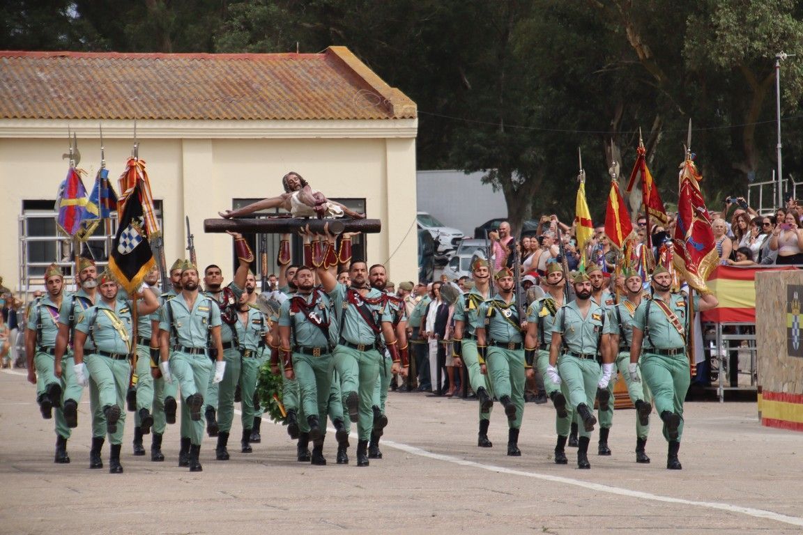 García Aldave vuelve a vibrar con el Novio de la Muerte en la celebración del 102 aniversario de La Legión