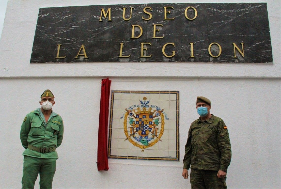 Restaurado el escudo de la Casa de Alba del Casinillo de la Legión
