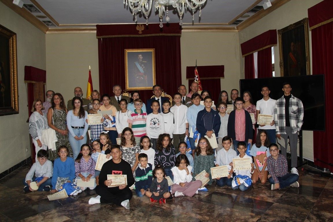 La Comandancia entrega los premios del Concurso de Enseñanza Escolar del Ejército de Tierra 2022